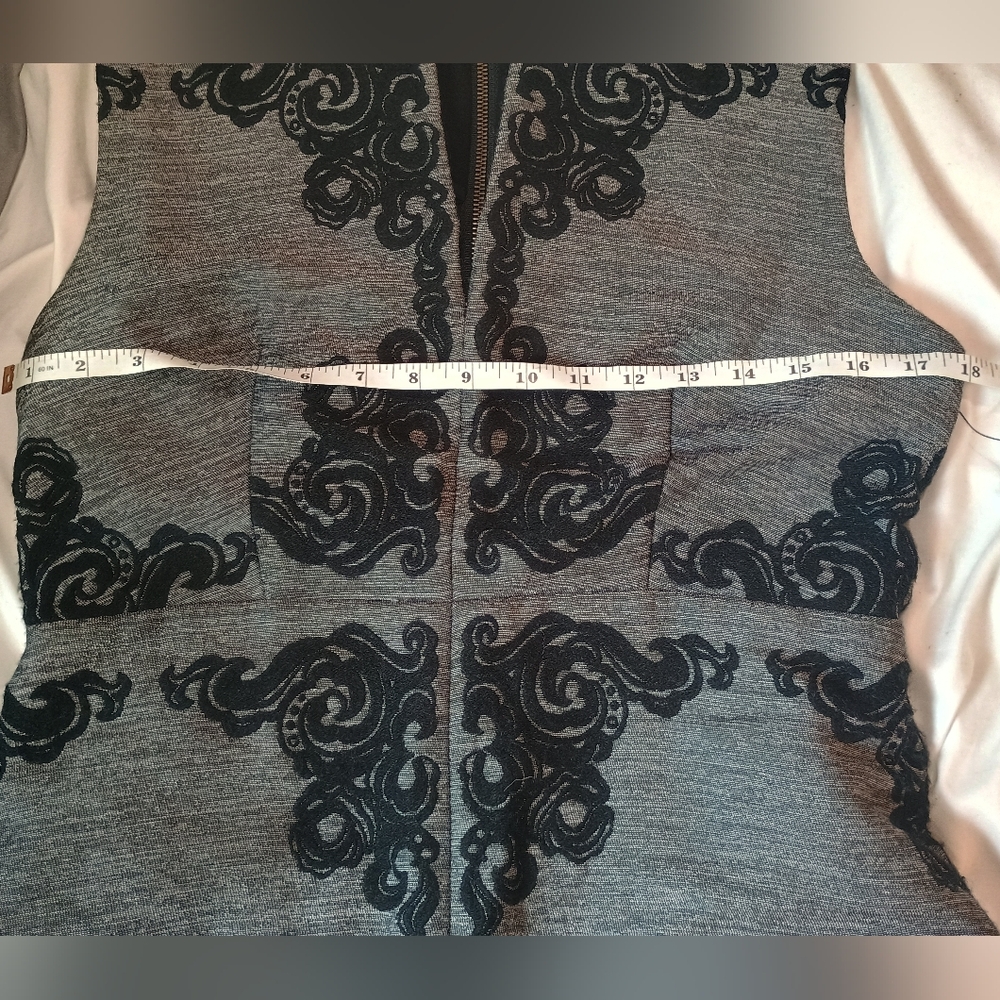 Diane Von Furstenberg Gray and Black Dress Size 10 - Picture 4 of 5